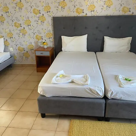 Aparthotel Sea View *