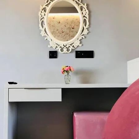 Sea View Aparthotel
