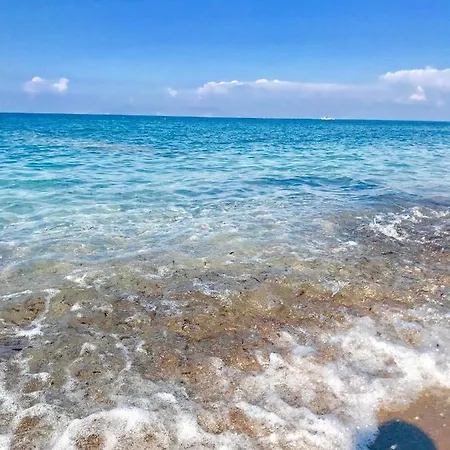 Sea View *